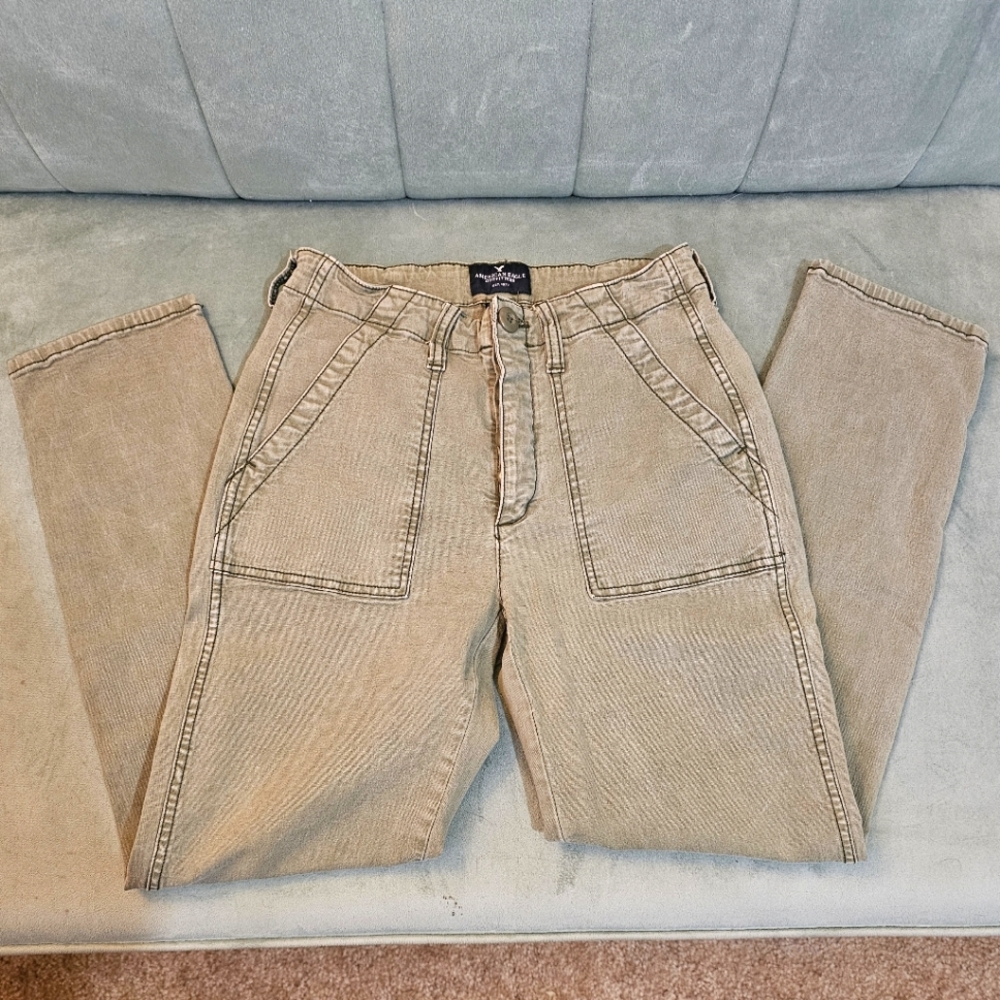 American Eagle Olive Green Vintage Hi-Rise Pants Women's Size 2 Regular